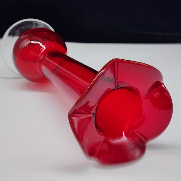 Handcrafted Red Glass Vase With Ruffled Edge & Glowing Effect Under Black Light - Picture 5 of 12